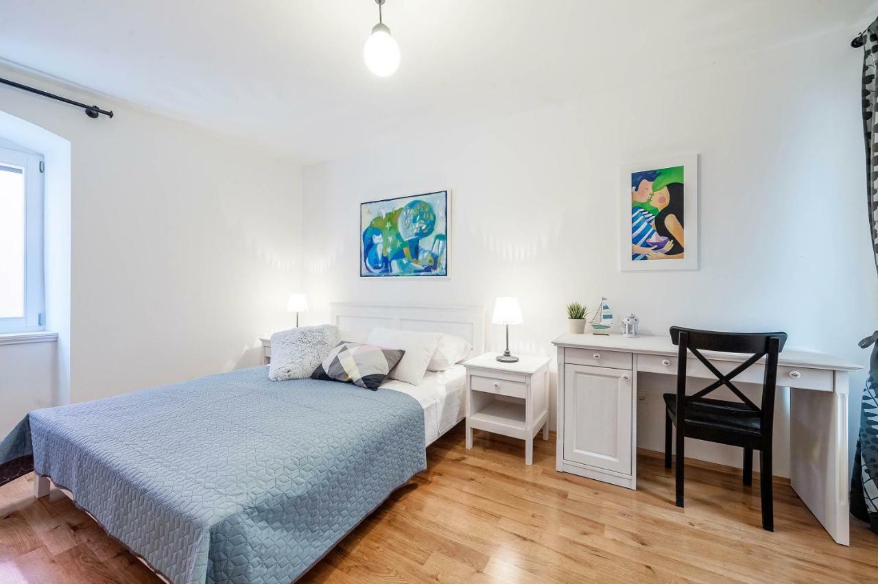 Apartments Rialto Gallery Sibenik Exterior photo