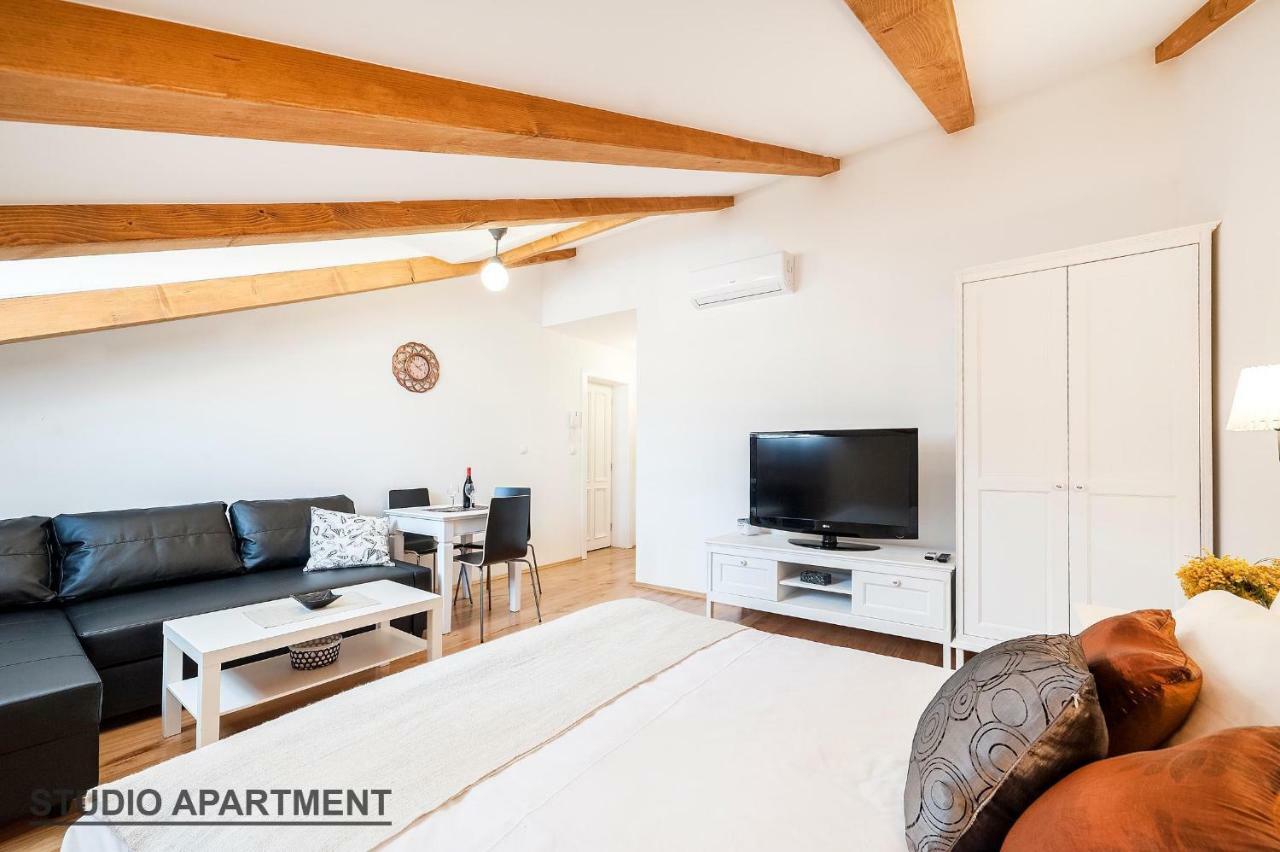 Apartments Rialto Gallery Sibenik Exterior photo